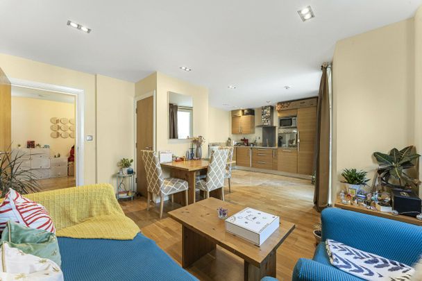 Limeharbour, London, E14 9LU - Photo 1