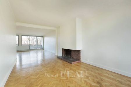 Location appartement, Paris 7ème (75007), 5 pièces, 138 m², ref 85489024 - Photo 2