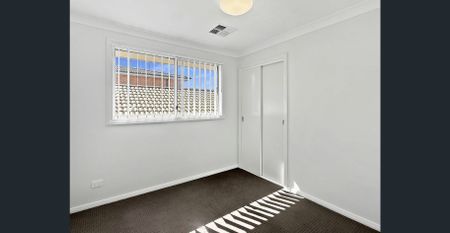 Near-New Spacious Five-Bedroom Family Home with Multi-Room & Large Block - Photo 3