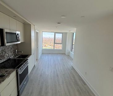 For Lease - 60 Central Park Roadway Road Unit# 2004, Toronto, Ontario - Photo 6