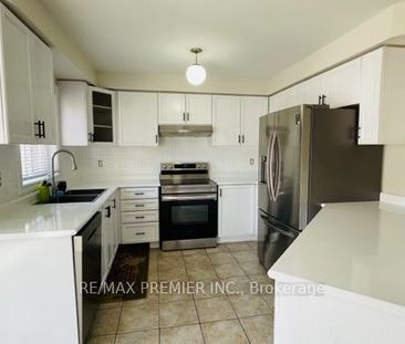 Semi-Detached Home For Lease | N7373952 - Photo 6