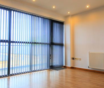 2 Bed Flat, Varcoe Road, SE16 - Photo 5