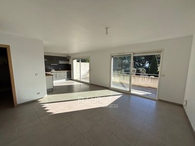 Location Appartement 3 pièces 61m² LA CIOTAT 13600 - Photo 1