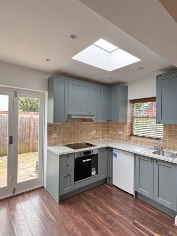 Studio Flat, Park Parade, NW10 - Photo 3