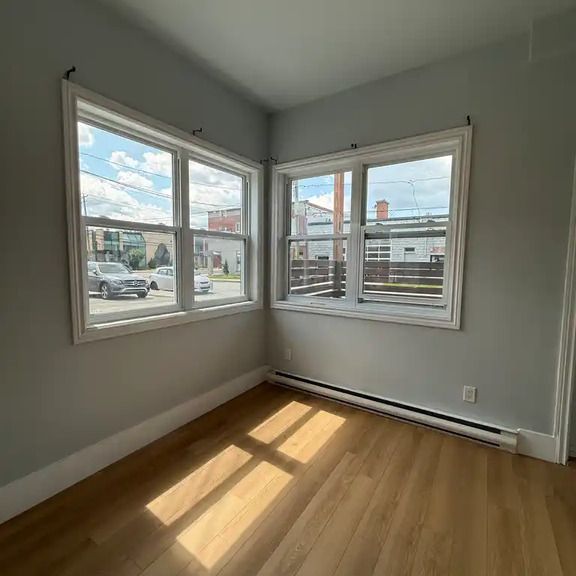 Mignon 4 1/2 Situé Au 20 8e Avenue Nord - Photo 1