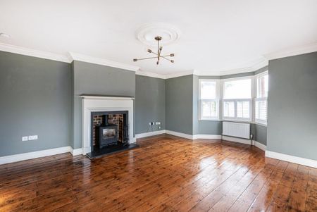 4 bedroom semi-detached house to rent - Photo 4