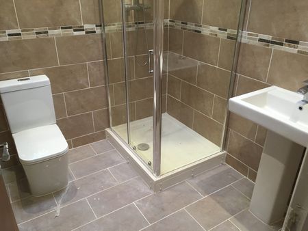 1 Bed Flat, Very Near Hamilton Road Area, W5 - Photo 2