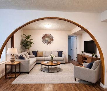 For Lease - 36 Weldrick Road, Richmond Hill, Ontario - Photo 3