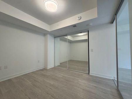 For Lease - 3 Strathgowan Avenue Unit# 324, Toronto, Ontario - Photo 2