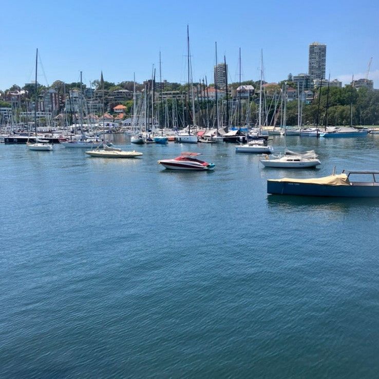 Elizabeth Bay - Photo 1