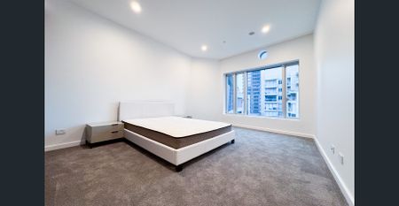 Castle Residences | Elegant 1-Bedroom + Study Residence on Level 30 - Photo 2