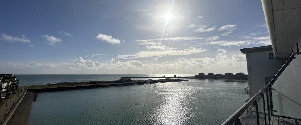 3 bedroom apartment to rent - Photo 1