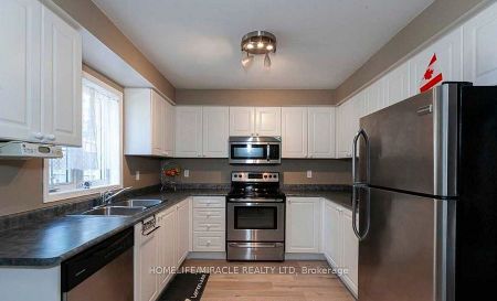 For Lease - 36 Bramcedar Crescent, Brampton, Ontario - Photo 4