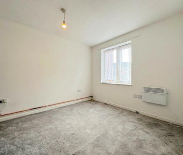 1 bedroom ground floor flat to rent - Photo 5
