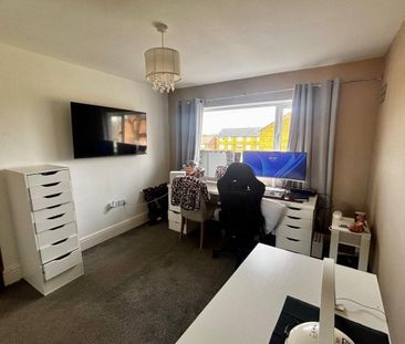 Queens Drive - Photo 6