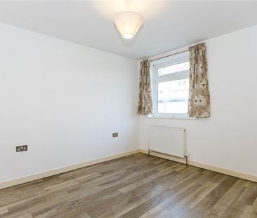 Iddesleigh Road, - Photo 3