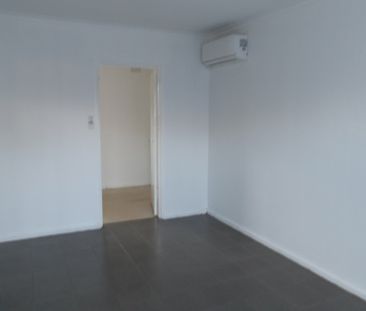 2 Bedroom Unit in Prime Noble Park Location - Photo 6
