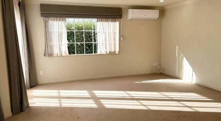 Luxurious 4 Bedroom Home in a Serene Location - Photo 2