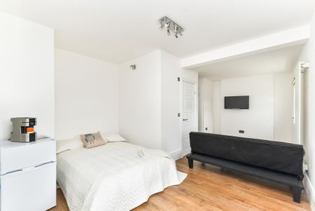 1 bedroom semi-detached house to rent - Photo 5