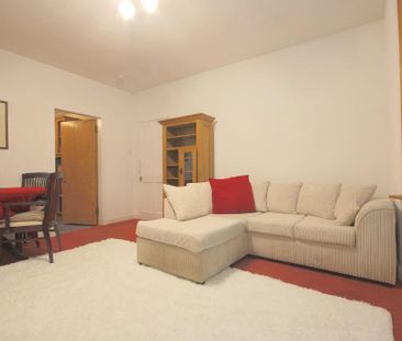 2 bedroom ground floor flat to rent - Photo 5