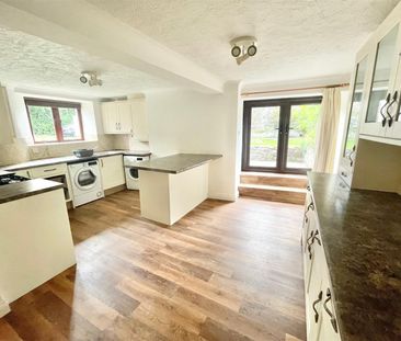 Plympton, Plymouth - Photo 6