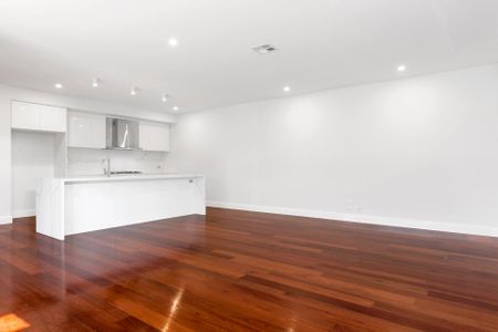 3B Chivalry Avenue, Glen Waverley - Photo 2