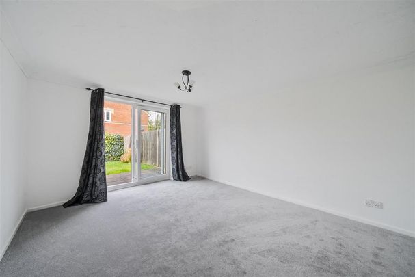 2 bedroom semi-detached house to rent - Photo 1