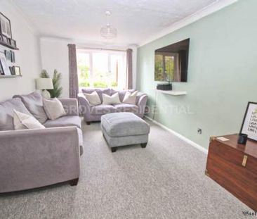 3 bedroom property to rent in Woking - Photo 1