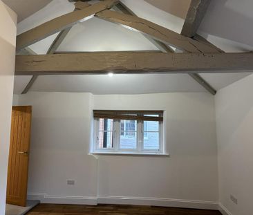1 bedroom coach house to rent - Photo 6