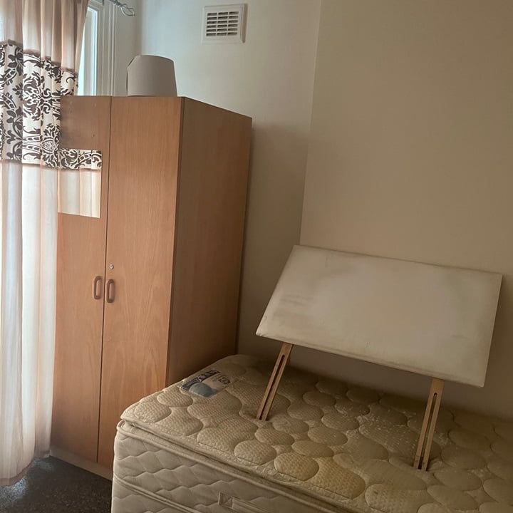 Room in a Shared Flat, Charlton Road, SE3 - Photo 1
