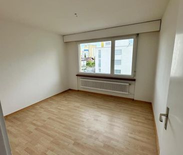 "Top attraktive, aufgefrischte 3.5-Zimmerwohnung!" - Foto 2