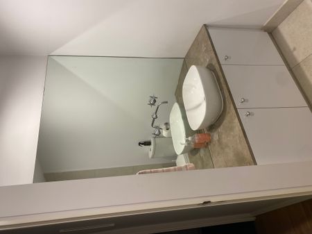 Port Melbourne - Photo 2