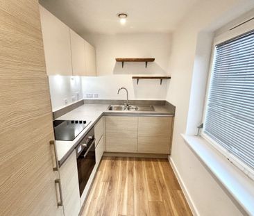 John Thornycroft Road - Photo 6