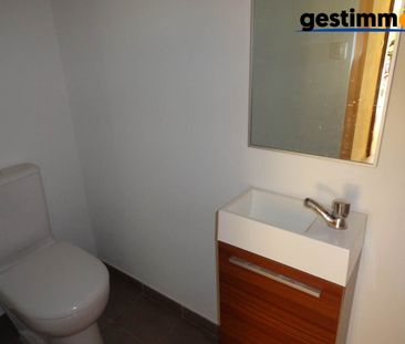 Location Maison 3 pièces 90m² REMIRE MONTJOLY 97354 - Photo 4