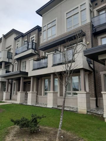 For Lease - 9601 Jane Street Unit# 10, Vaughan, Ontario - Photo 4