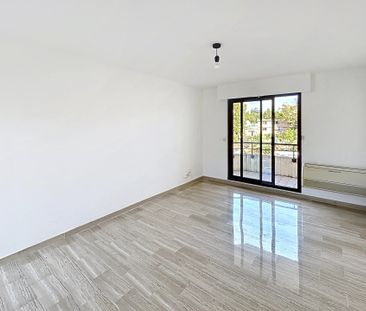 Location Appartement 2 pièces 46m² CANNES 06400 - Photo 2