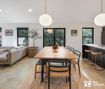 FULLY FURNISHED LUXURY IN THE HEART OF MUDGEE - Photo 4