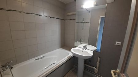 Appartement T3 à louer Saint Jacques De La Lande - 62 m² - Photo 5