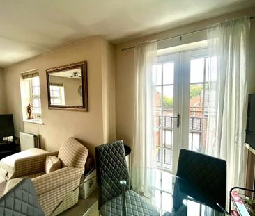 2 bedroom block of apartments to rent - Photo 3