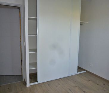 Location Appartement 3 pièces 54m² ST ANDRE DE CUBZAC 33240 - Photo 3