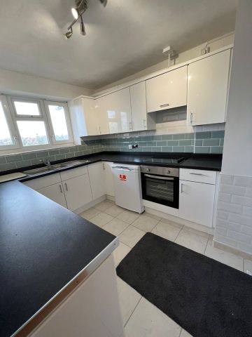 Room in a Shared Flat, Shenstone House, SW16 - Photo 5