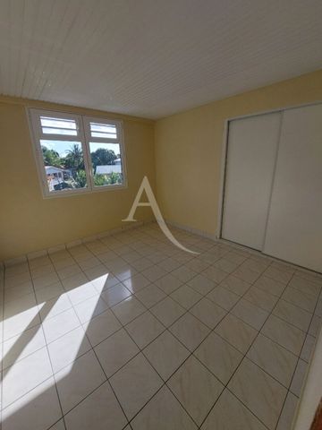 Location Appartement 87.74m² 4 pièces Fort de france - Photo 4