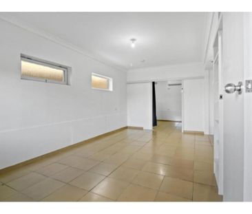 1 / 149 Mount Keira, Mount Keira, NSW 2500 - Photo 3