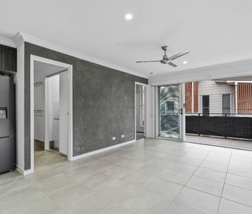 Modern 1 Bed, 1 Bath Apartment - Walk to Shops, Transport & More! - Photo 6