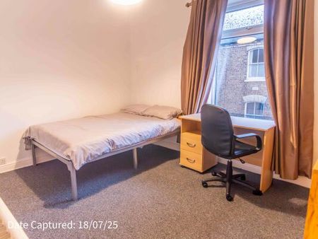 38, Arthur Street - Photo 5