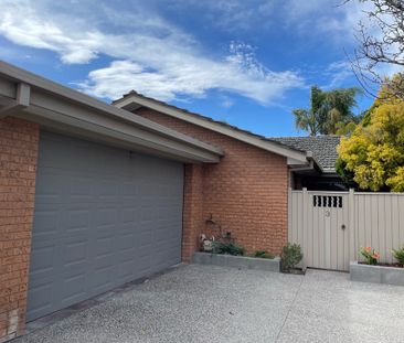 3/126 Brougham Street, Kew VIC 3101 - Townhouse For Rent | Domain - Photo 3