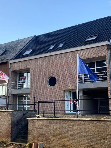 Duplexappartement met 2 slaapkamers en parking in Lummen. - Foto 4