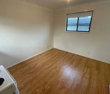 ONE BEDROOM GRANNY FLAT - Photo 3