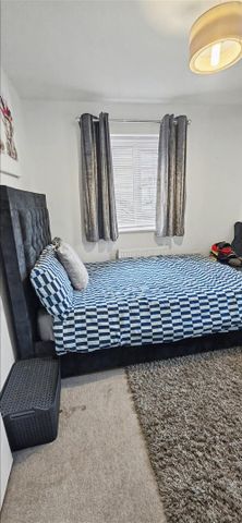 4 Bedroom House to let - Photo 5