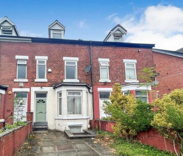 4 bedroom terraced house to rent - Photo 3